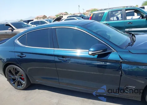 2022 Genesis G70 3.3T Rwd z USA, uszkodzony, nr VIN KMTG54TE4NU099048